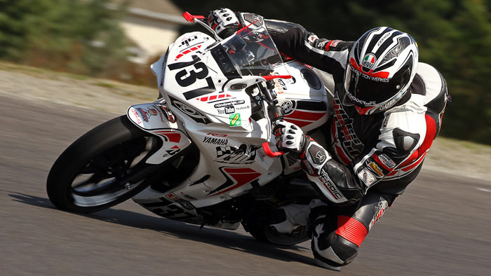 Larry on Race 2015 Yamaha R3 at Pacific Raceways