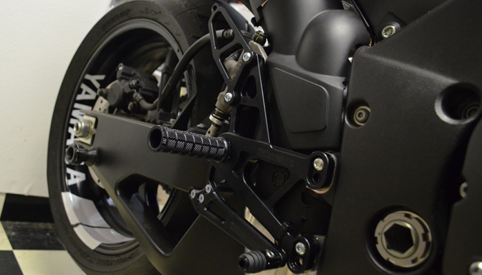 Video -Woodcraft Rearsets for 2013 Yamaha R1