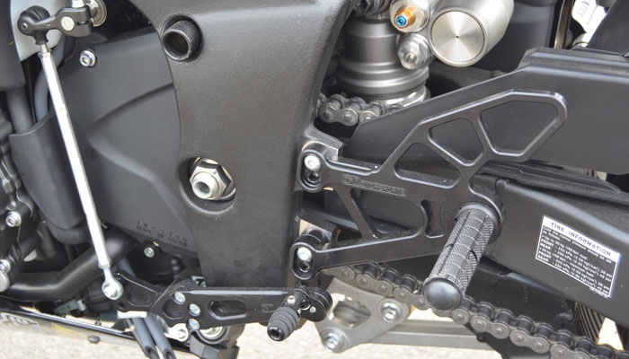 R1 Rearsets Left