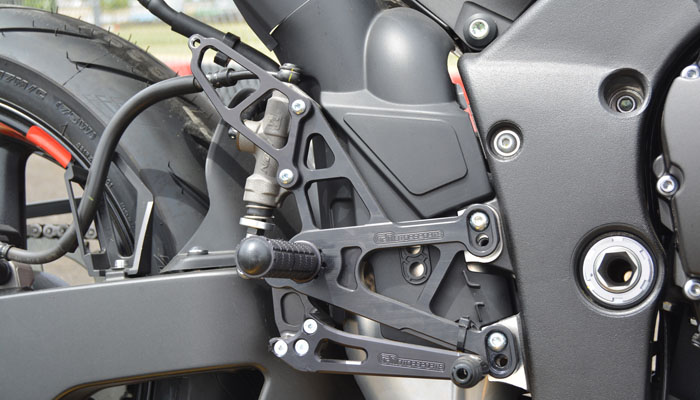 R1 Rearsets Right